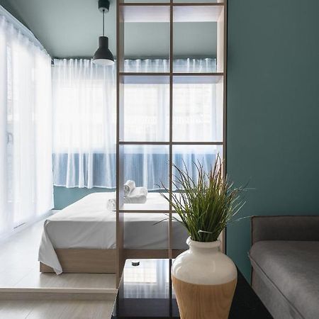 Denizen Boutique Apartments, Nilie Hospitality Mgmt Солун Екстериор снимка